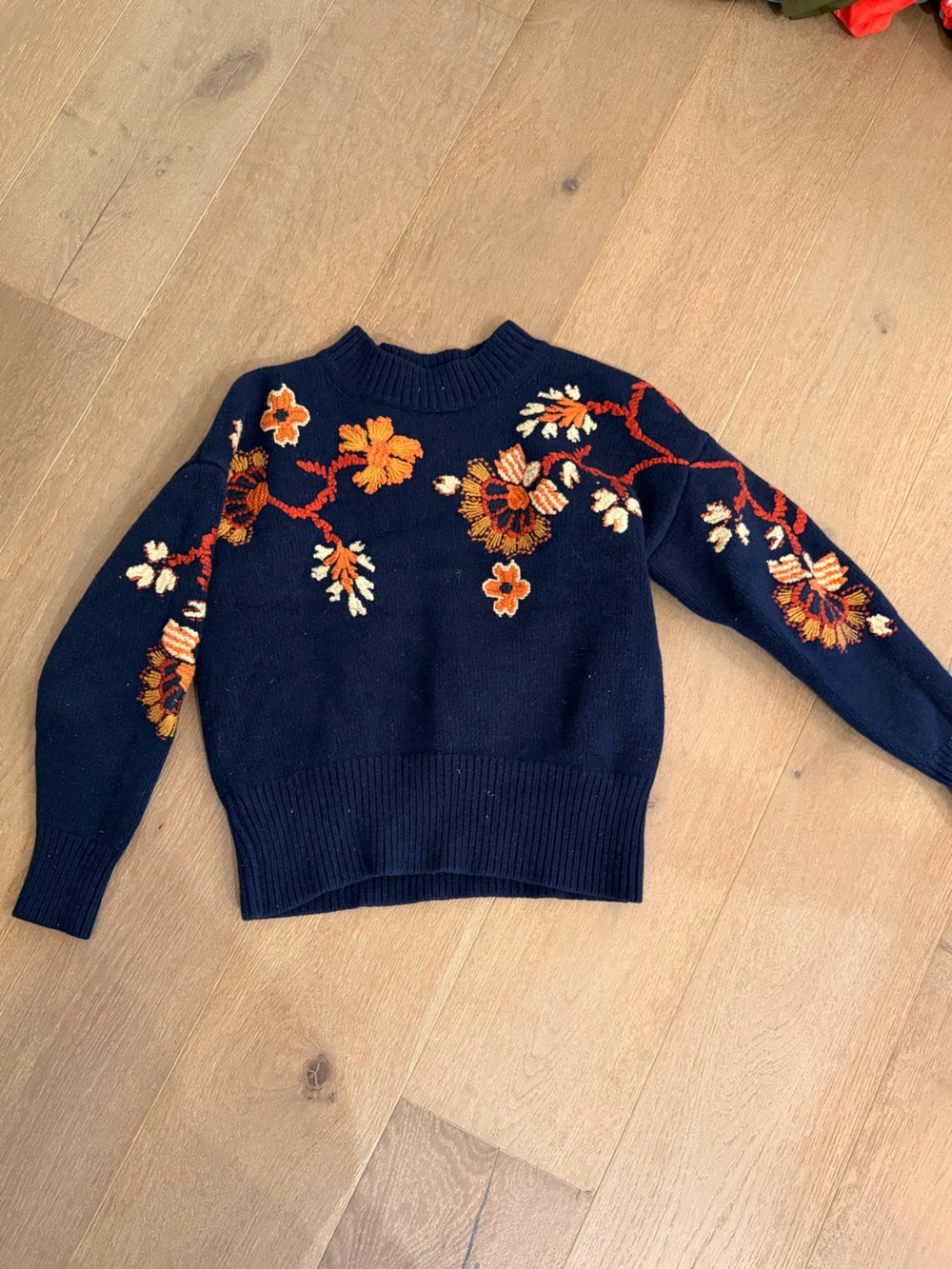 Vanessa Bruno Soave Embroidered Sweater size small - Picture 5 of 6